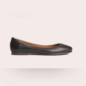 FRYE AND CO. Black Leather Ballet Flats